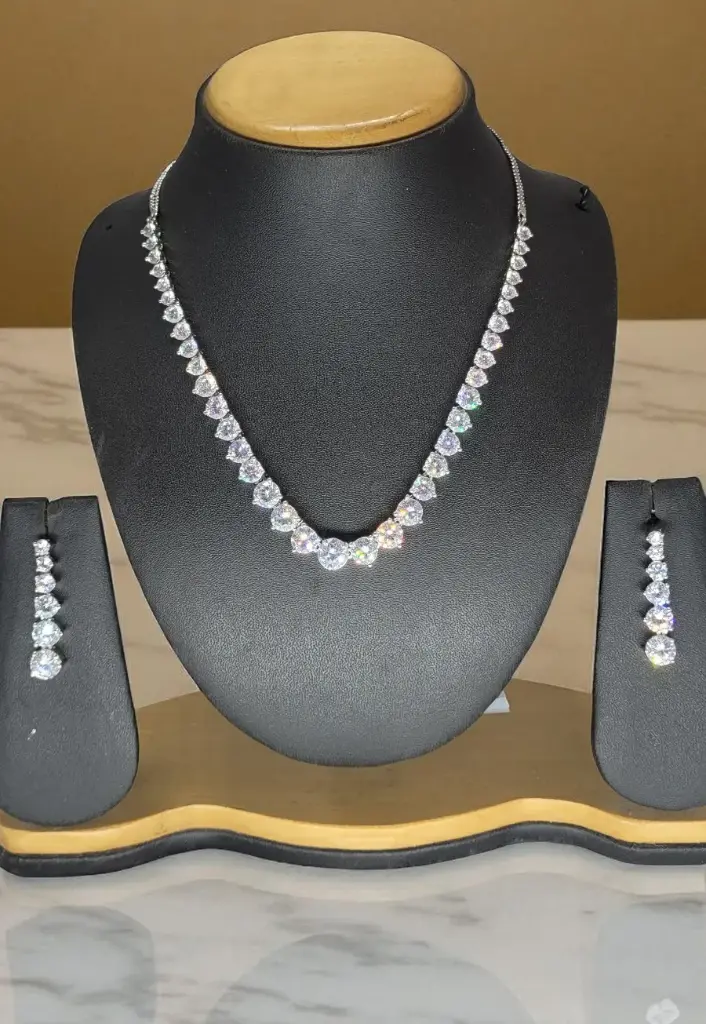 Long Solitaire Necklace