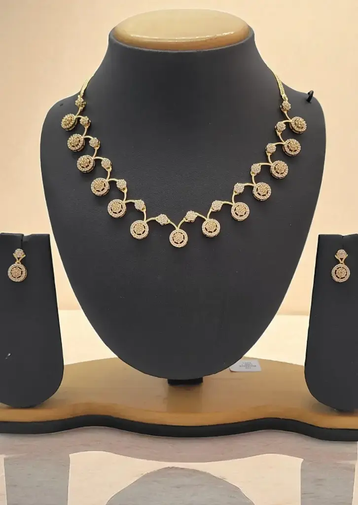 Gold Polish Necklace (Gold)