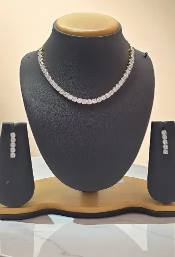 Gold Polish Solitaire Necklace